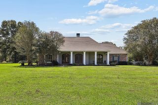 1026 Hunters Run Ave, Zachary, LA 70791