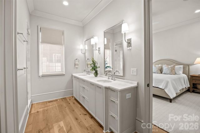 1320 Biltmore Drive, Charlotte, NC 28207