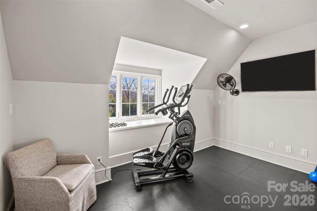 1320 Biltmore Drive, Charlotte, NC 28207