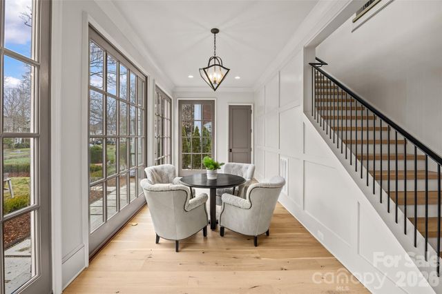 1320 Biltmore Drive, Charlotte, NC 28207