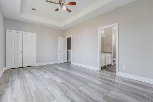 4834 Hollow Hook Road A, Houston, TX 77041