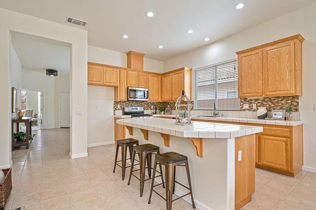 9025 Fallsmont Dr, El Dorado Hills, CA 95762