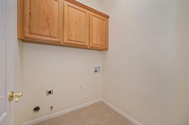 9025 Fallsmont Dr, El Dorado Hills, CA 95762