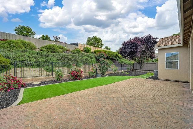 9025 Fallsmont Dr, El Dorado Hills, CA 95762