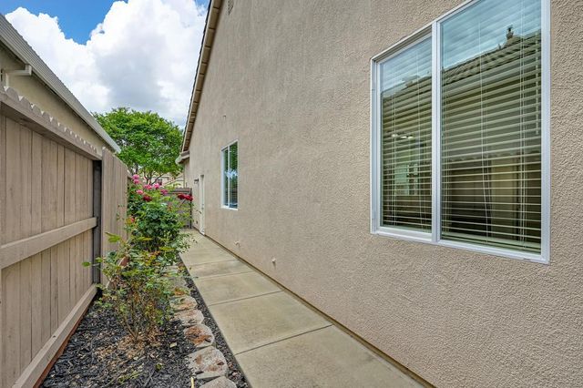 9025 Fallsmont Dr, El Dorado Hills, CA 95762