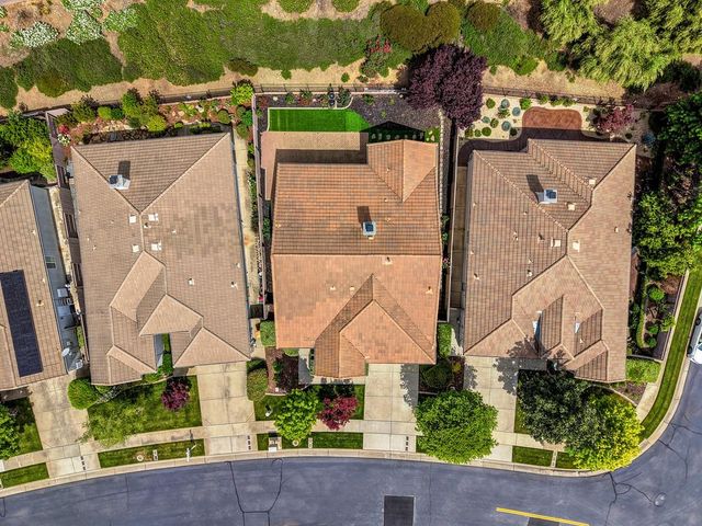 9025 Fallsmont Dr, El Dorado Hills, CA 95762