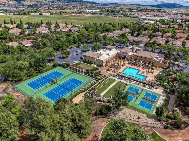 9025 Fallsmont Dr, El Dorado Hills, CA 95762