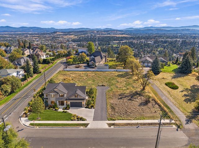 8616 N Panorama Dr, Spokane, WA 99208 property photo