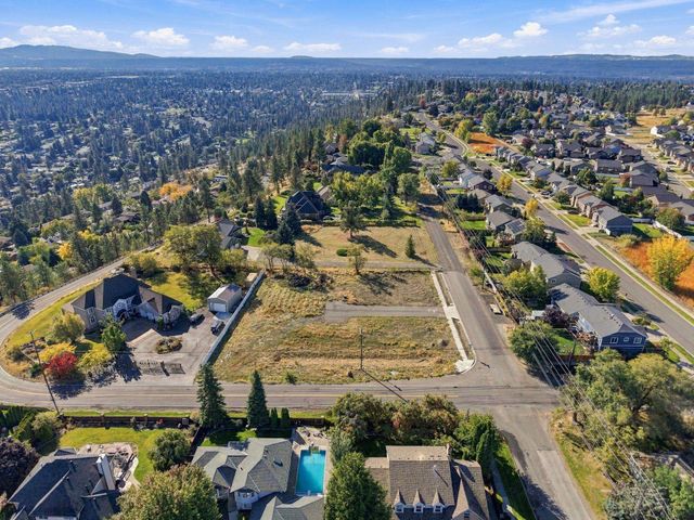8616 N Panorama Dr, Spokane, WA 99208