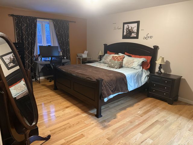 10 Harvard Avenue, Auburn, NH 03032