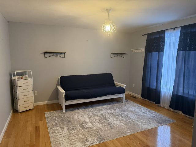 10 Harvard Avenue, Auburn, NH 03032