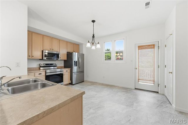 3320 Civic Green Drive, St Charles, MO 63301