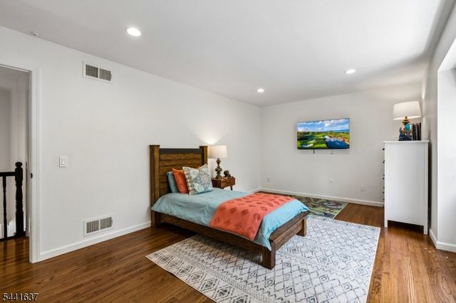 6 Powell Dr, West Orange Twp., NJ 07052