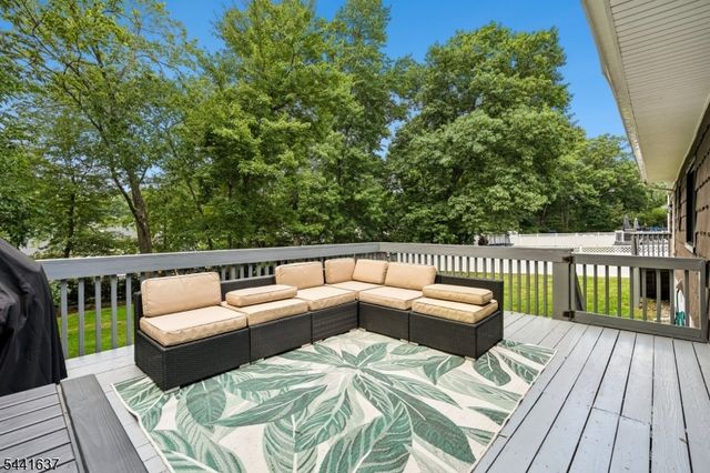 6 Powell Dr, West Orange Twp., NJ 07052