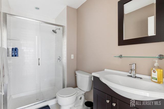 5033 Beech Court, South Brunswick, NJ 08852