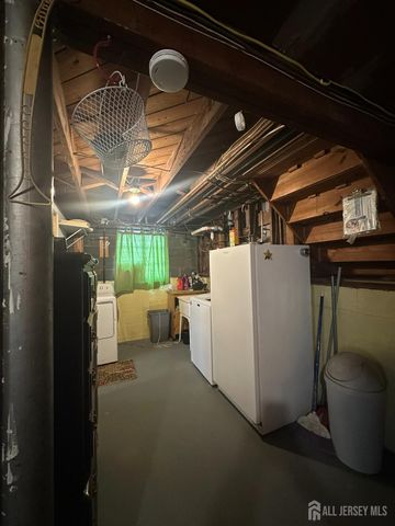 118 Markowitz Street, Carteret, NJ 07008