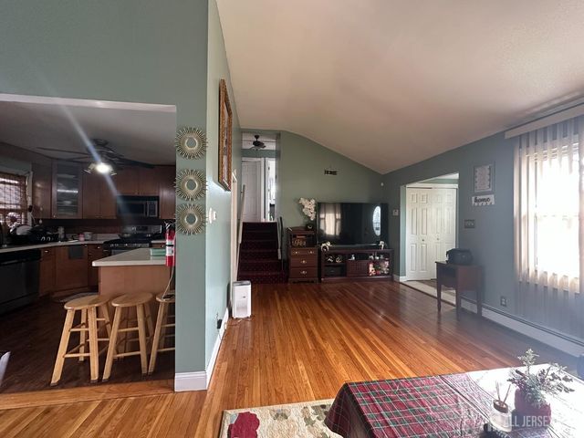 118 Markowitz Street, Carteret, NJ 07008