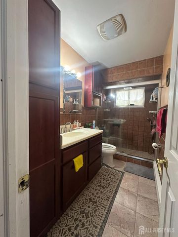 118 Markowitz Street, Carteret, NJ 07008