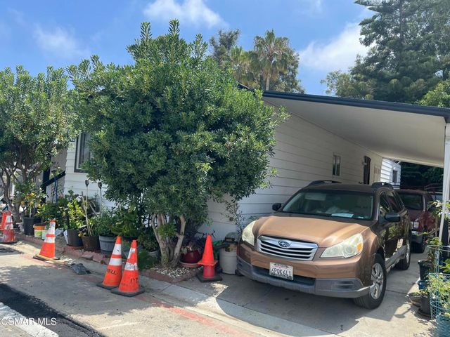 17 Via Rosal, Camarillo, CA 93012