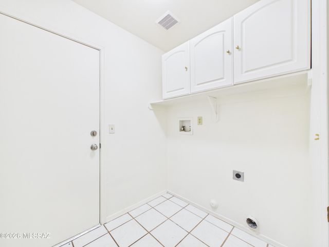 10219 E Paseo Juan Tabo, Tucson, AZ 85747
