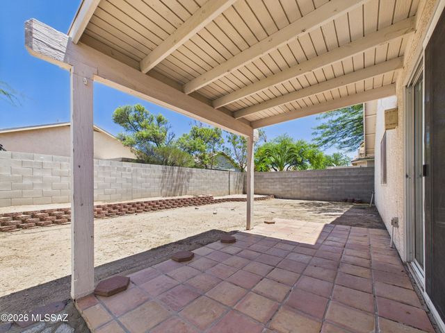 10219 E Paseo Juan Tabo, Tucson, AZ 85747