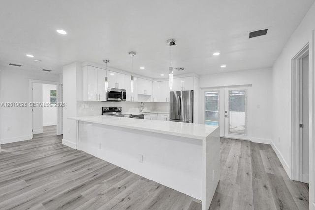 101 SW 53rd Ave, Plantation, FL 33317