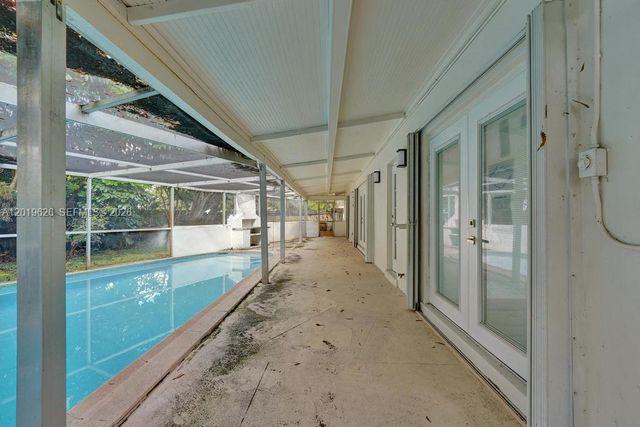 101 SW 53rd Ave, Plantation, FL 33317