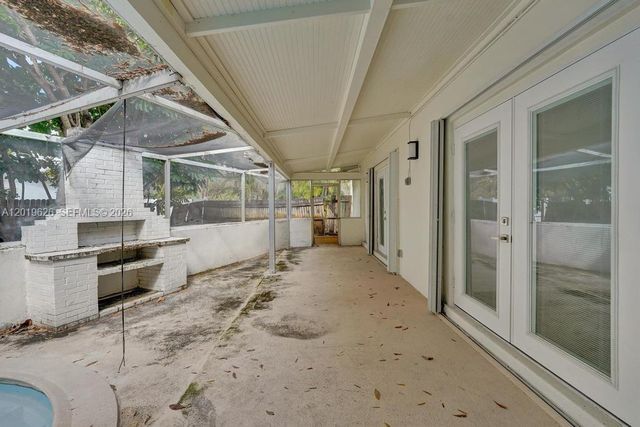 101 SW 53rd Ave, Plantation, FL 33317