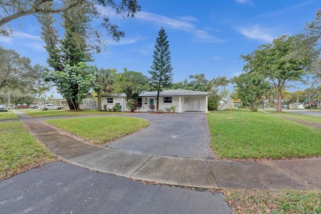 101 SW 53rd Ave, Plantation, FL 33317