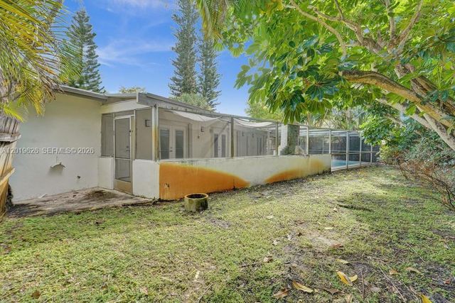 101 SW 53rd Ave, Plantation, FL 33317