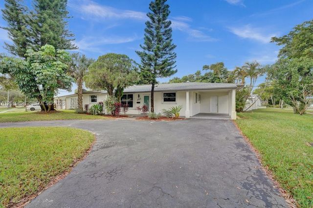 101 SW 53rd Ave, Plantation, FL 33317