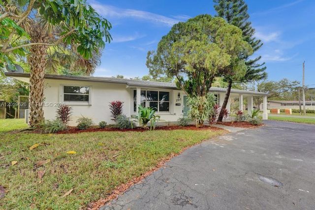 101 SW 53rd Ave, Plantation, FL 33317