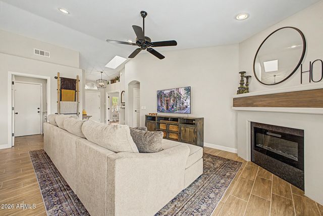 18236 N 85TH Drive, Peoria, AZ 85382