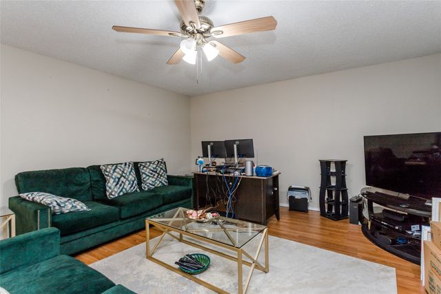 1308 Dundee Drive, Arlington, TX 76002