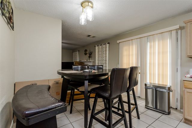 1308 Dundee Drive, Arlington, TX 76002