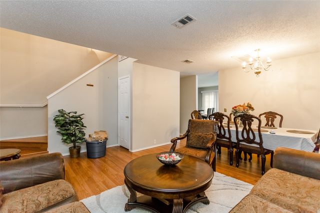 1308 Dundee Drive, Arlington, TX 76002