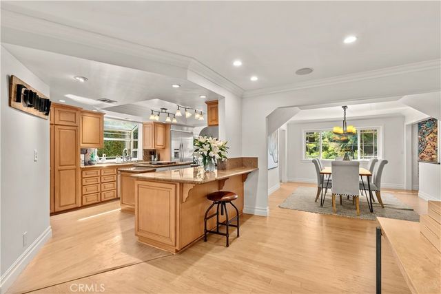 19151 Fowler, Santa Ana, CA 92705