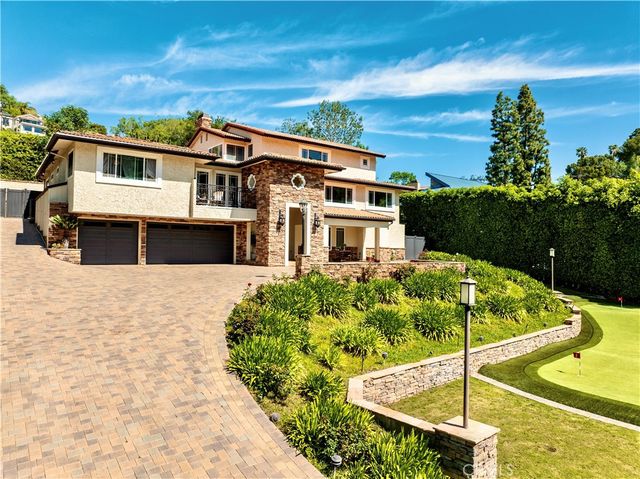 19151 Fowler, Santa Ana, CA 92705