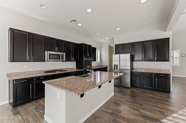 5255 N GINNING Drive, Litchfield Park, AZ 85340