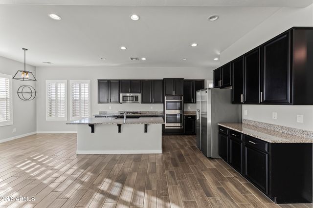 5255 N GINNING Drive, Litchfield Park, AZ 85340