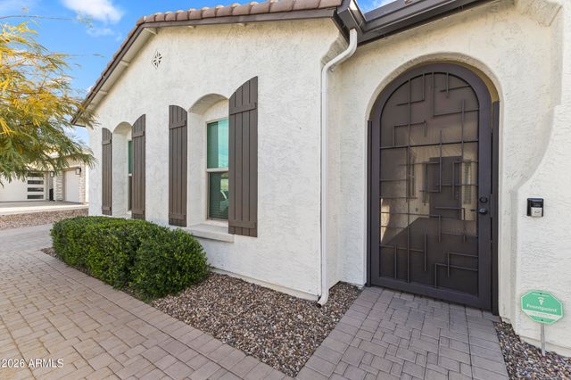 5255 N GINNING Drive, Litchfield Park, AZ 85340