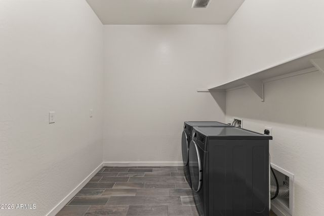 5255 N GINNING Drive, Litchfield Park, AZ 85340