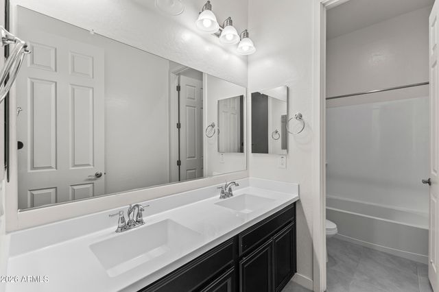 5255 N GINNING Drive, Litchfield Park, AZ 85340