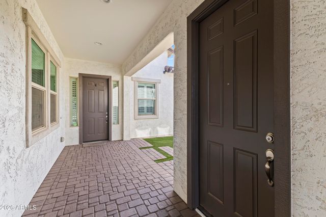 5255 N GINNING Drive, Litchfield Park, AZ 85340