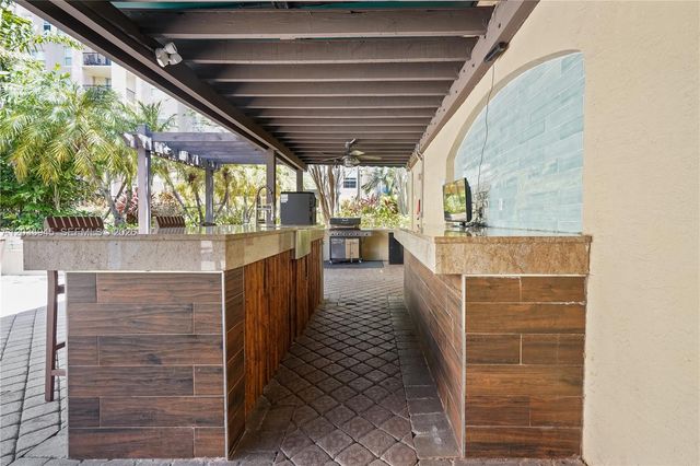 520 SE 5th Ave 2307, Fort Lauderdale, FL 33301