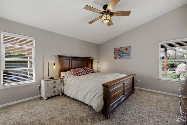 12614 Grand Teton Drive, Bakersfield, CA 93312