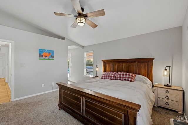 12614 Grand Teton Drive, Bakersfield, CA 93312