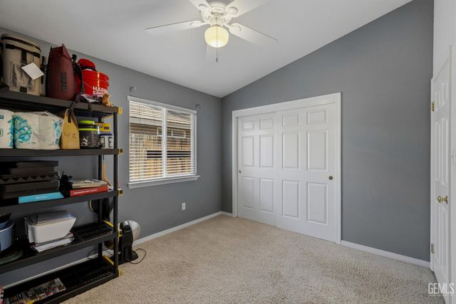 12614 Grand Teton Drive, Bakersfield, CA 93312