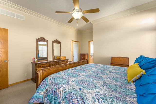 1005 Mccaskey Dr, Rose Hill, KS 67133