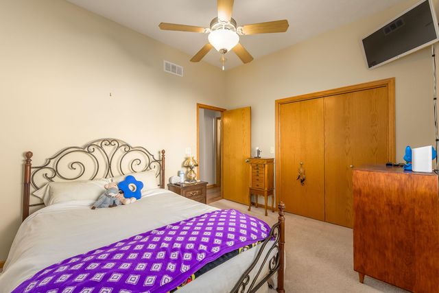 1005 Mccaskey Dr, Rose Hill, KS 67133